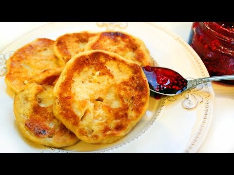 Comment faire cuire des crêpes au fromage cottage dans une casserole, avec de la semoule, au four