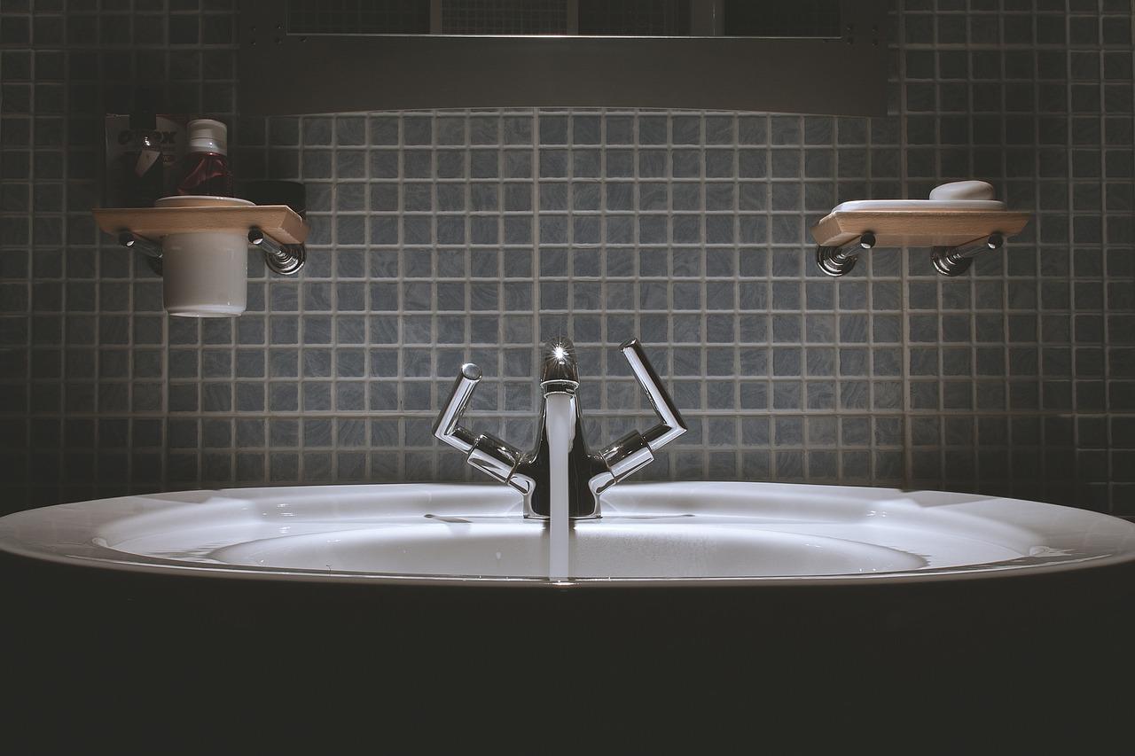 Photo de carreaux dans la salle de bain