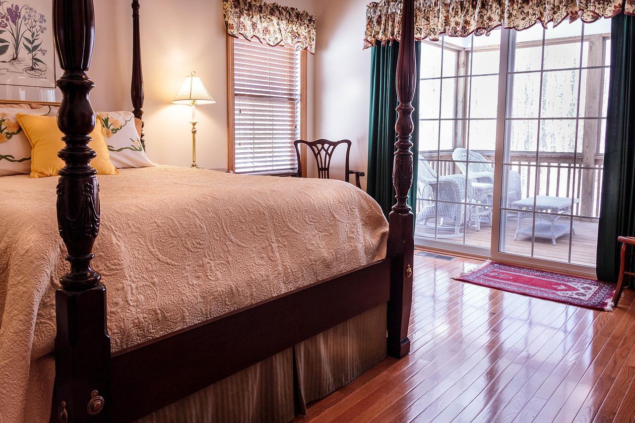 Beautiful curtains in the bedroom