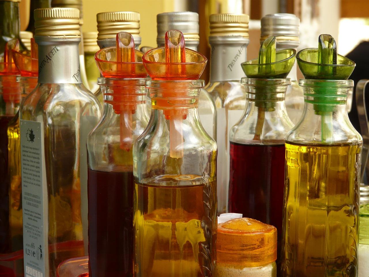 Different types of vinegar