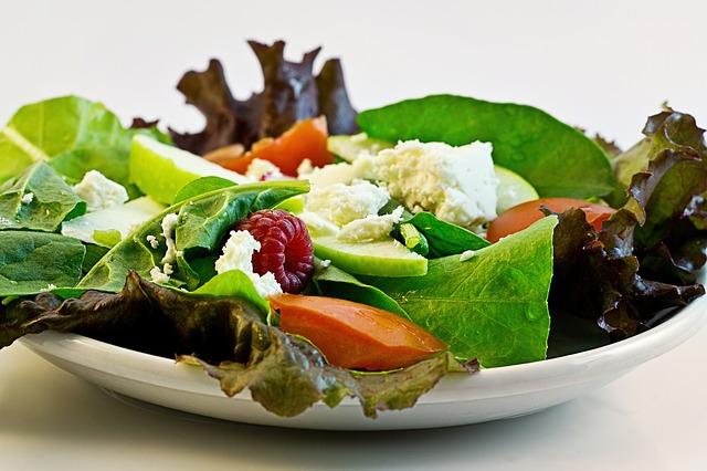 Proper and healthy salad