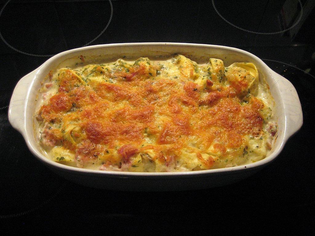 Photo de délicieuse casserole de pommes de terre