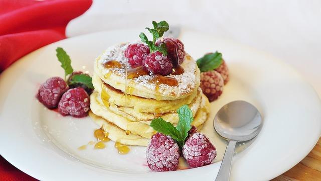 Photo of thick pancakes on the water