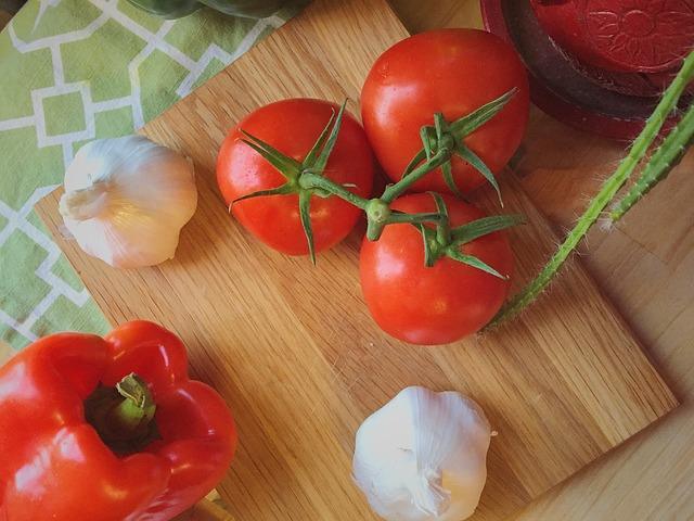 Foto af ingredienser til en klassisk lecho