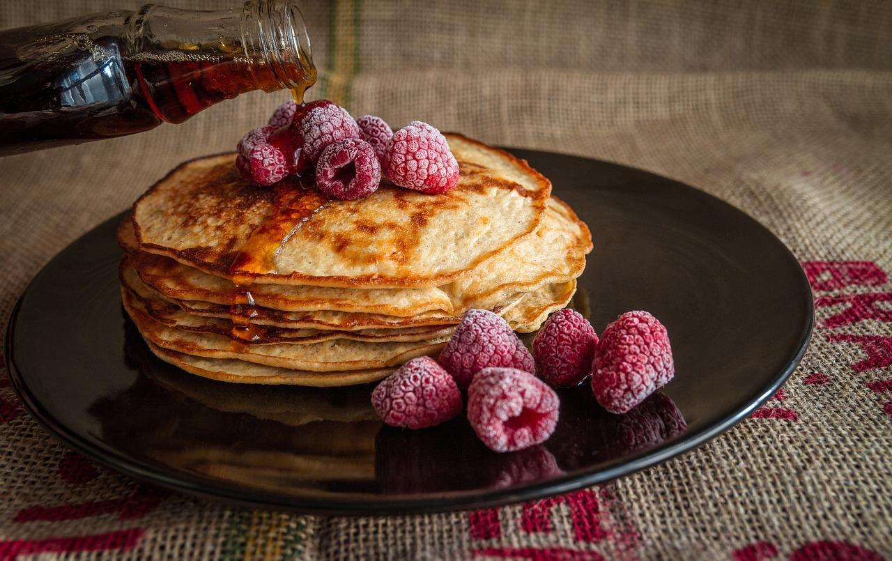 Hvordan lage pannekaker med kefir