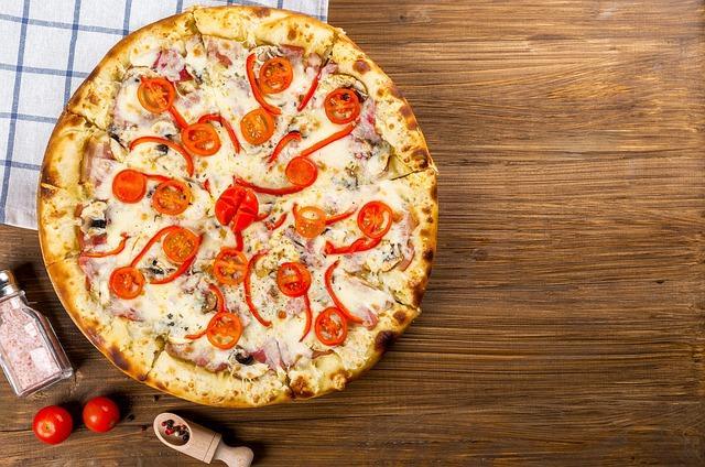 Prekrasna kefir pizza