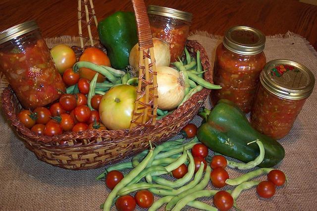 Jars with homemade spins