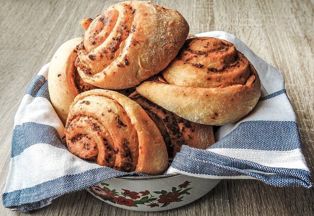 Photo cinnabon rolls with cinnamon